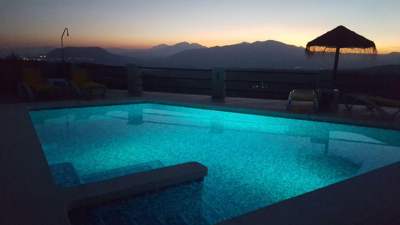 Villa Rural El Mirador Эль-Чорро Экстерьер фото